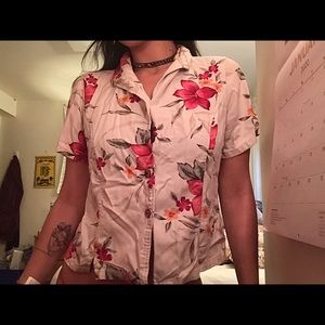 Thrifted Hawaiian top